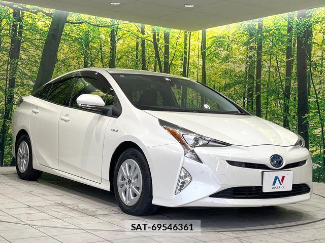 Toyota PRIUS 2016-12 8526637-15