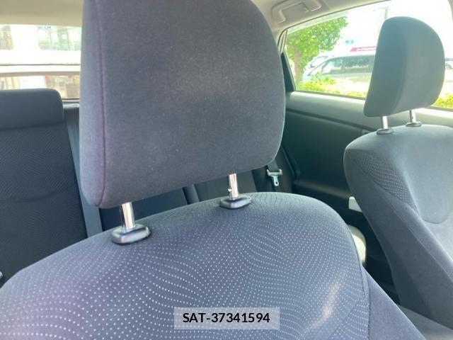 Toyota PRIUS 2013-11 8526696-12