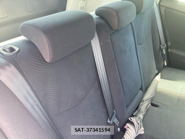 Toyota PRIUS 2013-11 8526696-14