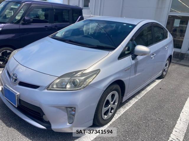 Toyota PRIUS 2013-11 8526696-1