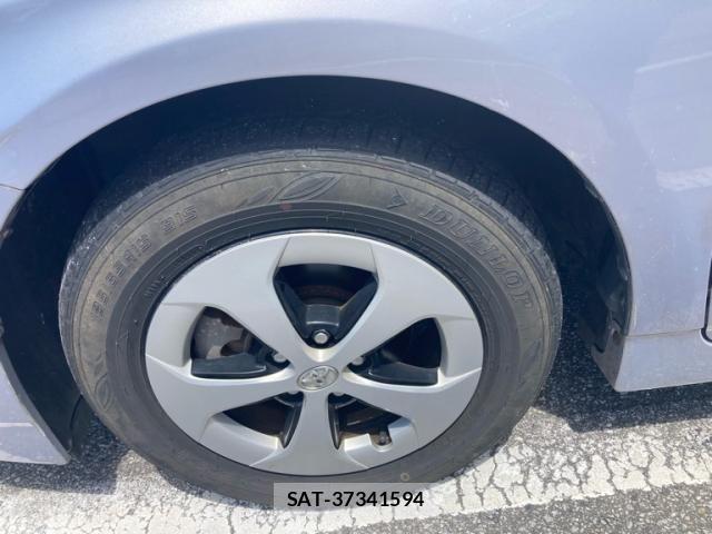 Toyota PRIUS 2013-11 8526696-7