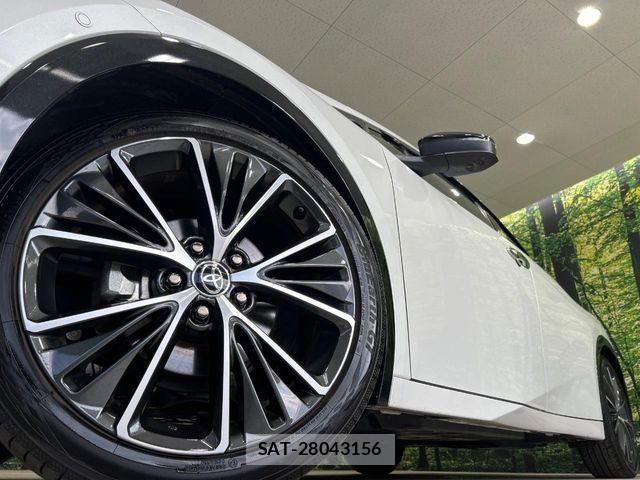 Toyota PRIUS 2023-07 8526604-10