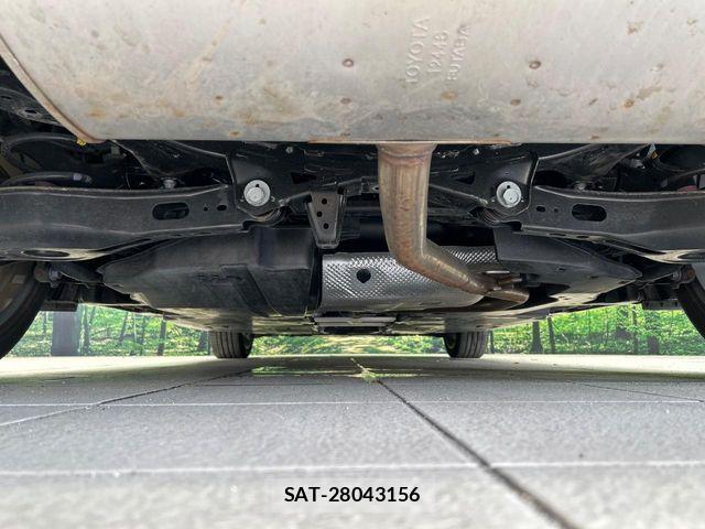 Toyota PRIUS 2023-07 8526604-18