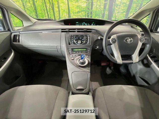 Toyota PRIUS 2011-01 8526666-1