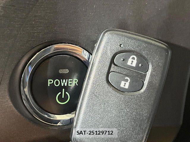 Toyota PRIUS 2011-01 8526666-2