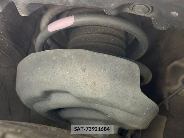 Toyota PRIUS 2019-03 8526629-19