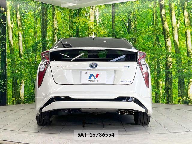 Toyota PRIUS 2016-06 8526626-14