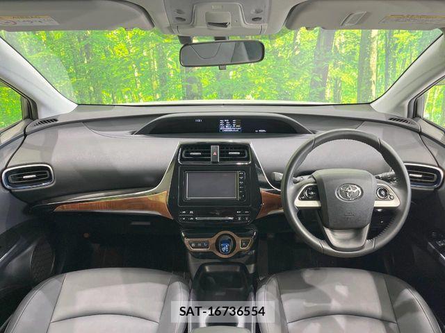 Toyota PRIUS 2016-06 8526626-1