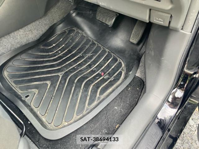Toyota PRIUS 2010-11 8526694-13