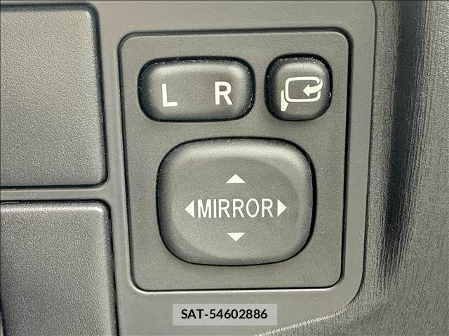 Toyota PRIUS 2014-03 8526663-14