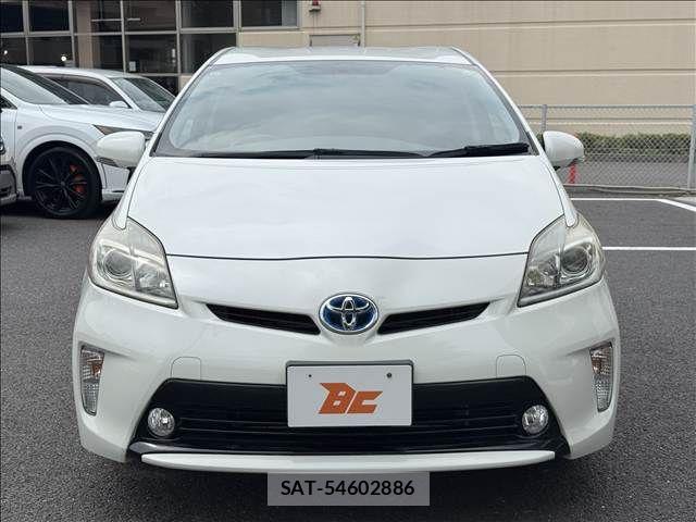 Toyota PRIUS 2014-03 8526663-20