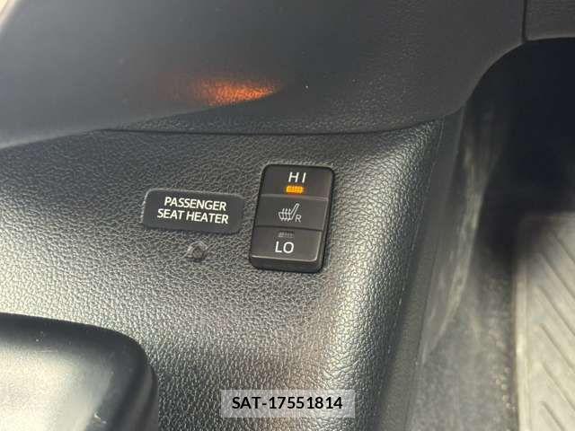 Toyota PRIUS 2017-03 8563229-9