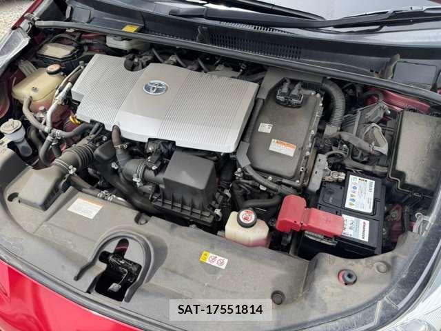 Toyota PRIUS 2017-03 8563229-13