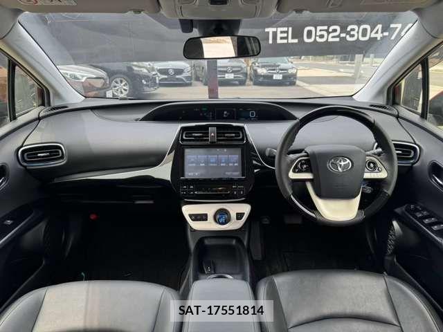 Toyota PRIUS 2017-03 8563229-3