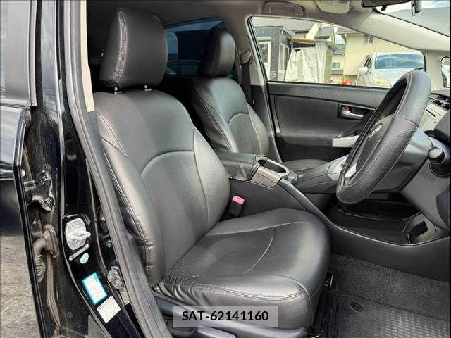 Toyota PRIUS 2012-08 8563250-11