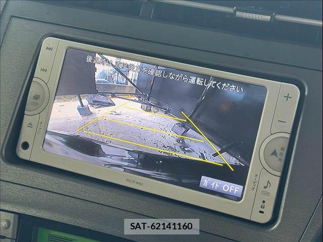 Toyota PRIUS 2012-08 8563250-14