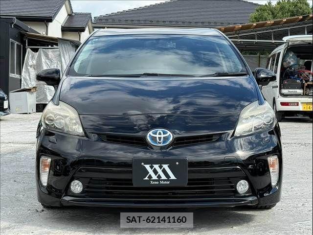 Toyota PRIUS 2012-08 8563250-1