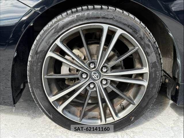 Toyota PRIUS 2012-08 8563250-19