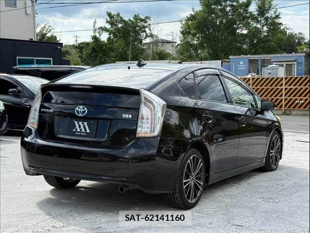 Toyota PRIUS 2012-08 8563250-5