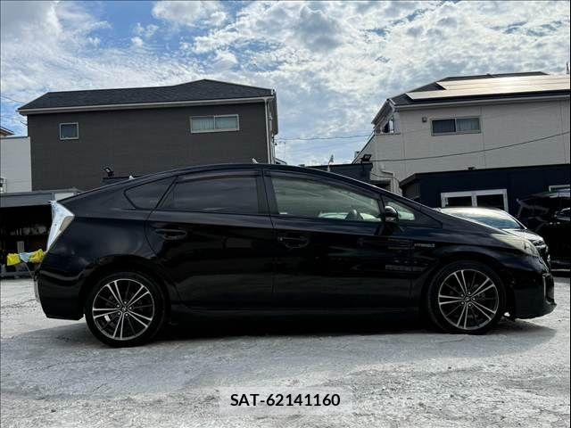 Toyota PRIUS 2012-08 8563250-8