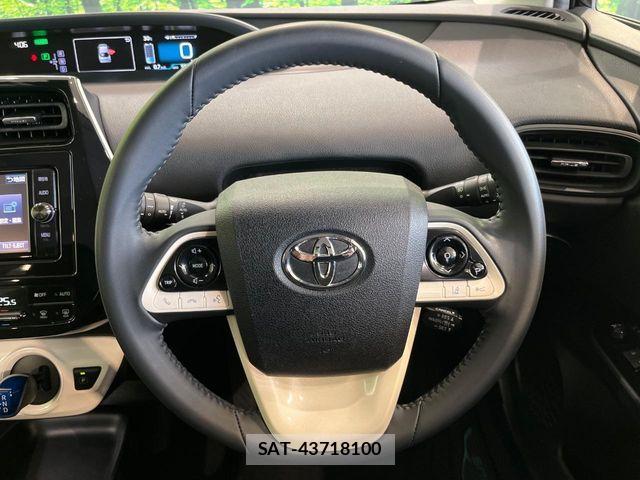 Toyota PRIUS 2017-06 8563218-10