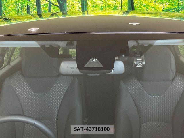 Toyota PRIUS 2017-06 8563218-4