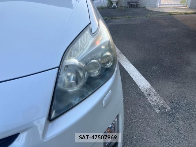 Toyota PRIUS 2011-11 8563268-6