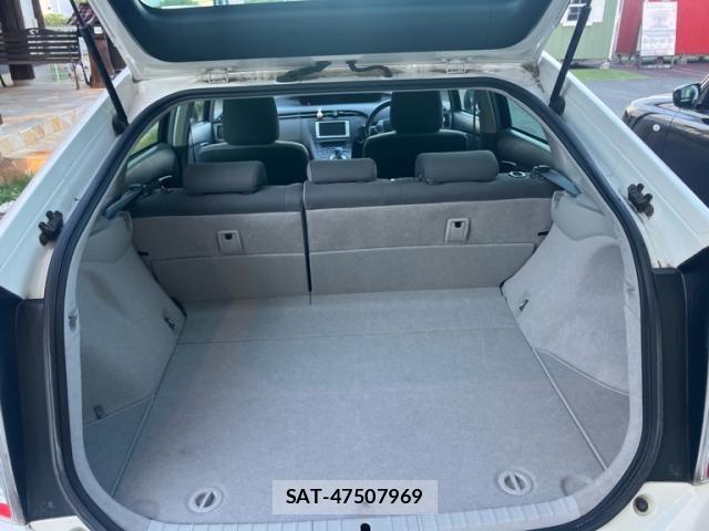Toyota PRIUS 2011-11 8563268-8