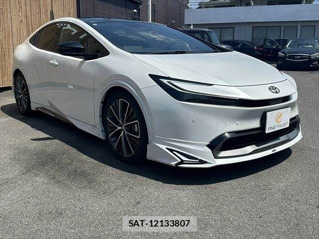 Toyota PRIUS 2023-02 8563202-17