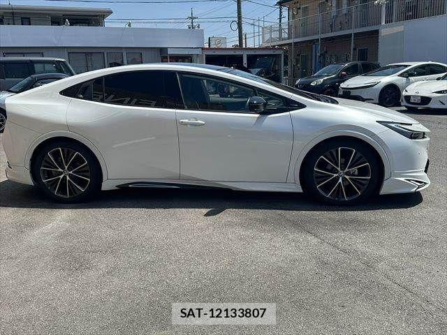 Toyota PRIUS 2023-02 8563202-18