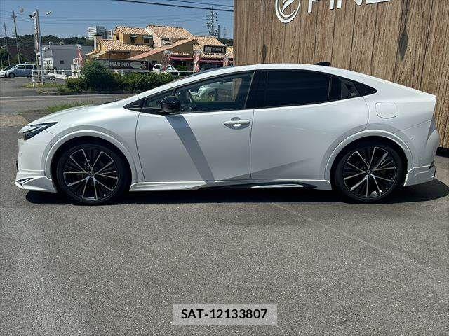 Toyota PRIUS 2023-02 8563202-22