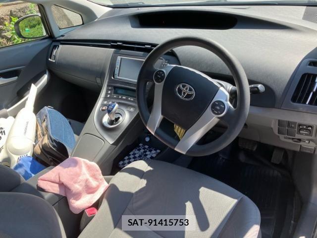 Toyota PRIUS 2009-09 8563263-12