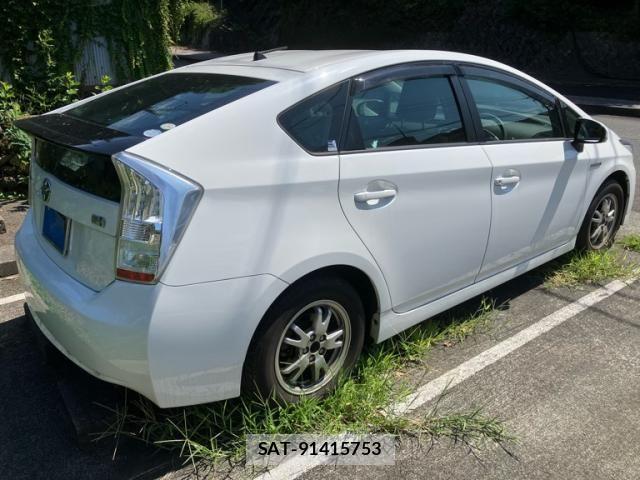 Toyota PRIUS 2009-09 8563263-3