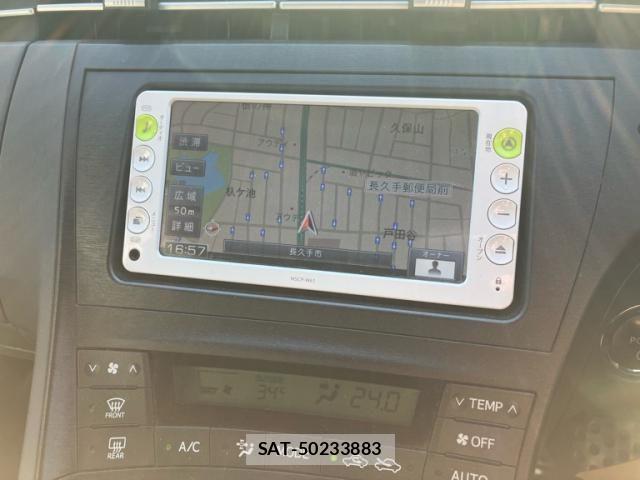 Toyota PRIUS 2011-10 8563266-15