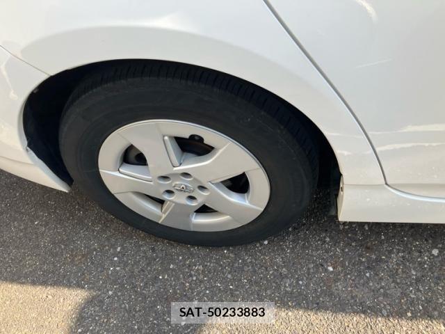 Toyota PRIUS 2011-10 8563266-5