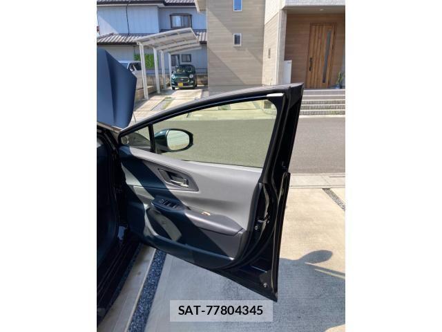 Toyota PRIUS 2025-10 8563206-7