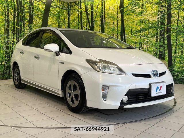 Toyota PRIUS 2013-05 8563231-15