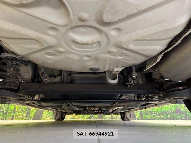 Toyota PRIUS 2013-05 8563231-18