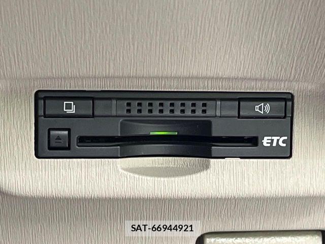 Toyota PRIUS 2013-05 8563231-4