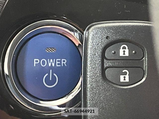 Toyota PRIUS 2013-05 8563231-6