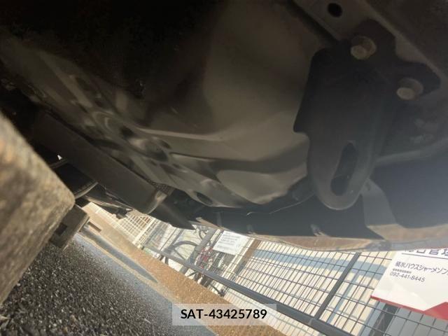 Toyota PRIUS 2010-04 8563265-21