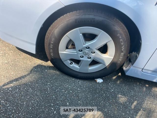 Toyota PRIUS 2010-04 8563265-4