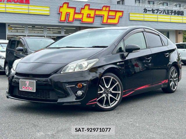 Toyota PRIUS 2013-08 8563241-0