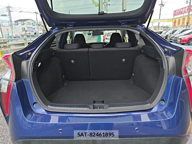 Toyota PRIUS 2016-06 8563224-25