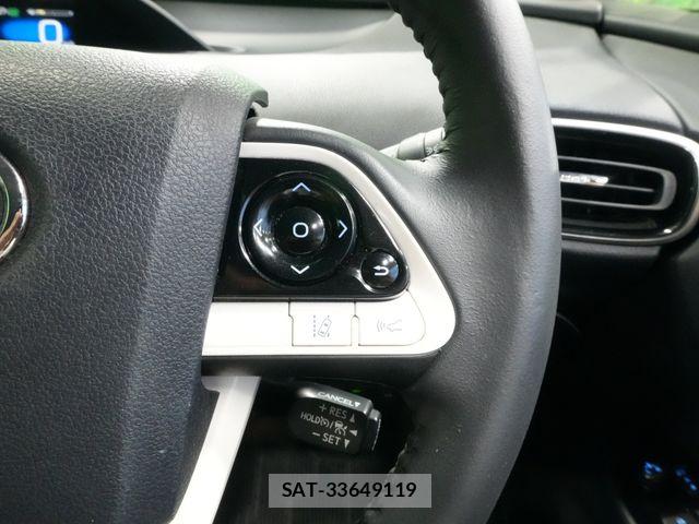 Toyota PRIUS 2016-06 8563226-11
