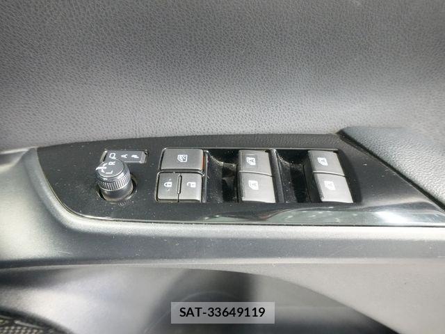 Toyota PRIUS 2016-06 8563226-13