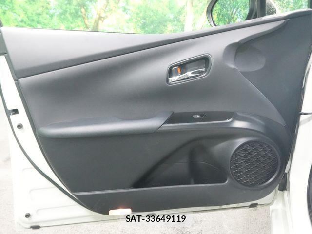 Toyota PRIUS 2016-06 8563226-24