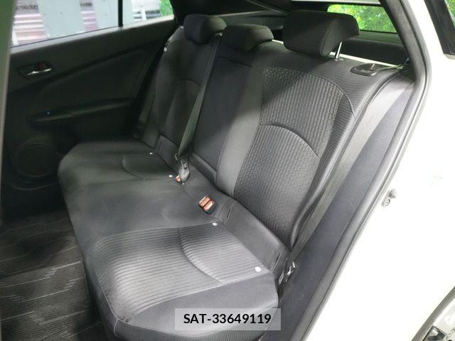Toyota PRIUS 2016-06 8563226-27