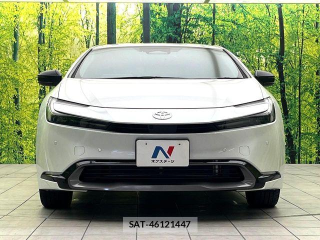 Toyota PRIUS 2024-07 8563196-13