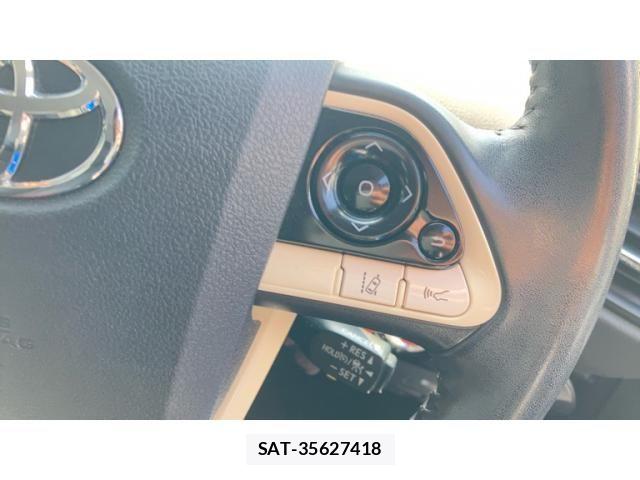 Toyota PRIUS 2018-02 8563230-12